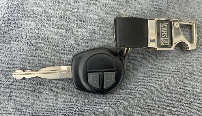 2014 Maruti Swift Dzire VDI BS IV, Diesel, Manual, 67,668 km, Key Close Up