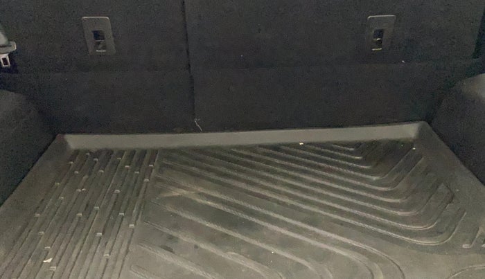 2019 MG HECTOR SHARP 1.5 DCT PETROL, Petrol, Automatic, 49,240 km, Boot Inside