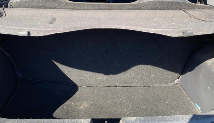 2022 Hyundai GRAND I10 NIOS SPORTZ AMT 1.2 KAPPA VTVT, Petrol, Automatic, 9,996 km, Boot Inside