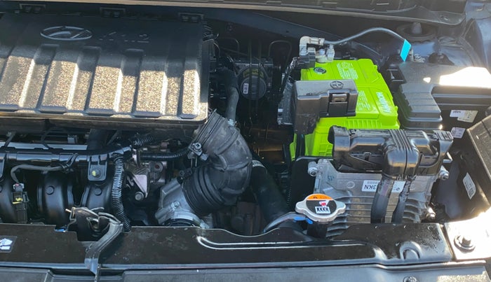 2022 Hyundai GRAND I10 NIOS SPORTZ AMT 1.2 KAPPA VTVT, Petrol, Automatic, 9,996 km, Engine View - Left