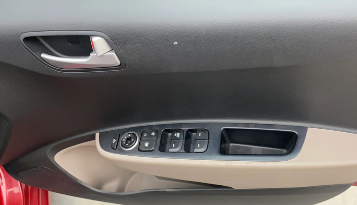 2018 Hyundai Grand i10 SPORTZ AT 1.2 KAPPA VTVT, Petrol, Automatic, 34,031 km, Driver Side Door Panels Control