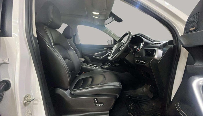 2020 MG HECTOR SHARP 1.5 DCT PETROL, Petrol, Automatic, 46,856 km, Right Side Front Door Cabin