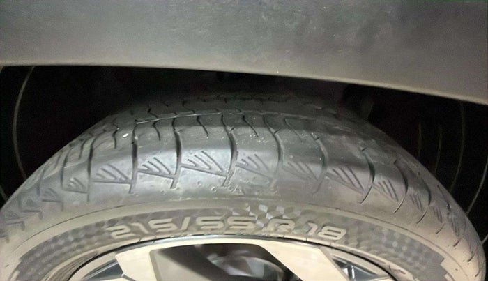 2023 Hyundai ALCAZAR 1.5 SIGNATURE (O) AT 7STR, Diesel, Automatic, 33,298 km, Left Rear Tyre Tread