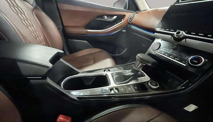 2023 Hyundai ALCAZAR 1.5 SIGNATURE (O) AT 7STR, Diesel, Automatic, 33,298 km, Gear Lever