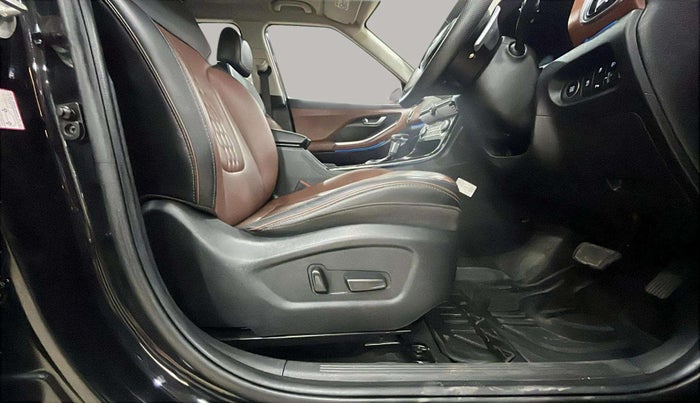 2023 Hyundai ALCAZAR 1.5 SIGNATURE (O) AT 7STR, Diesel, Automatic, 33,298 km, Driver Side Adjustment Panel