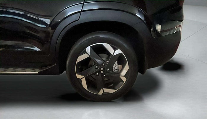 2023 Hyundai ALCAZAR 1.5 SIGNATURE (O) AT 7STR, Diesel, Automatic, 33,298 km, Left Rear Wheel