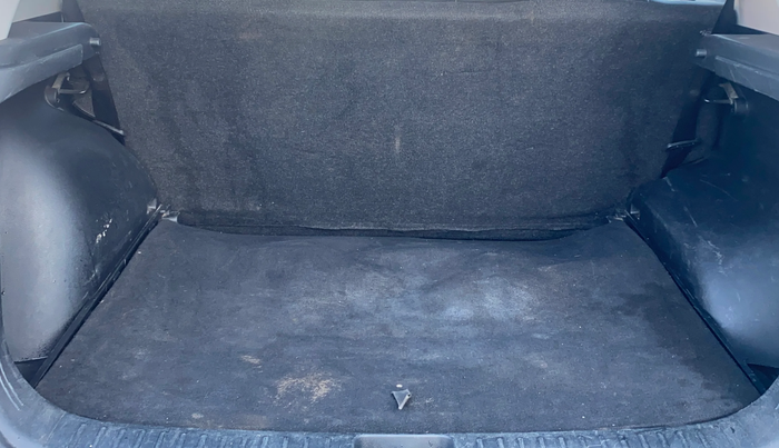 2022 Hyundai Creta E 1.5 DIESEL, Diesel, Manual, 87,746 km, Boot Inside