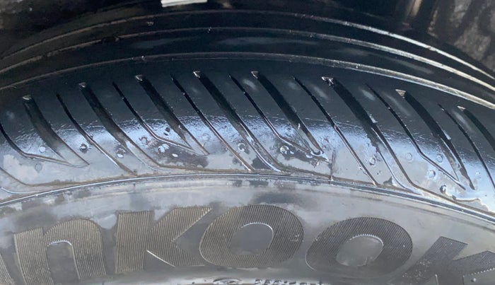 2017 Honda WR-V 1.5L I-DTEC VX MT, Diesel, Manual, 1,01,799 km, Right Rear Tyre Tread