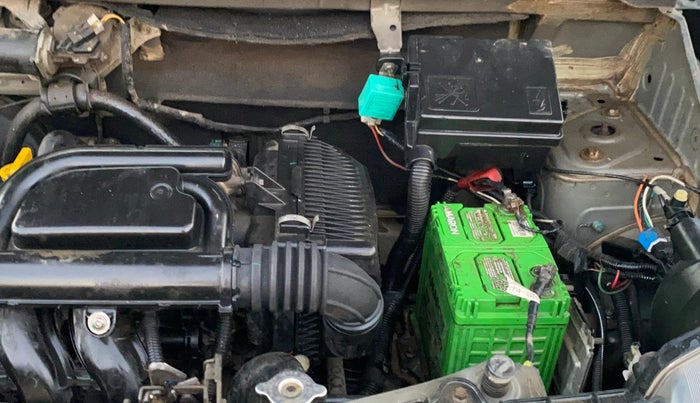 2016 Renault Kwid RXT 0.8, Petrol, Manual, 75,593 km, Engine View - Left