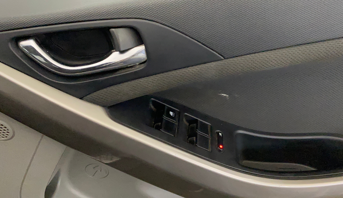 2018 Tata NEXON XZ PLUS PETROL, Petrol, Manual, 29,208 km, Driver Side Door Panels Control