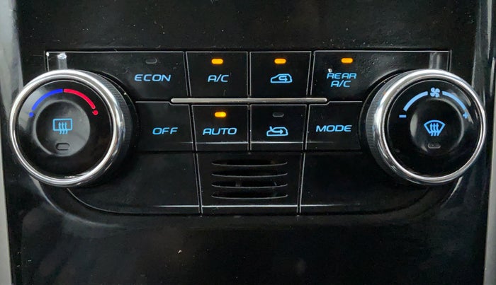 2019 Mahindra XUV500 W9, Diesel, Manual, 38,535 km, Automatic Climate Control