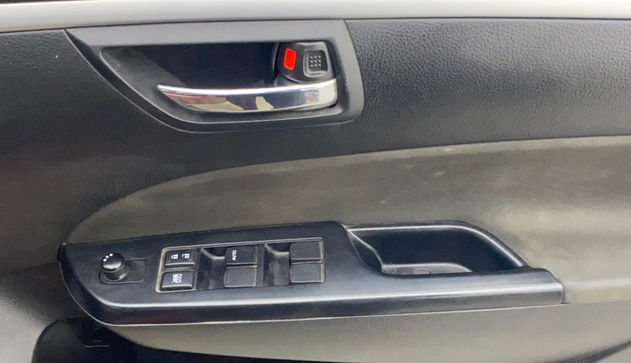 2014 Maruti Swift ZXI, Petrol, Manual, 76,936 km, Driver Side Door Panels Control