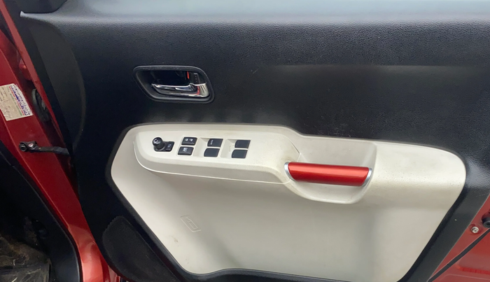 2017 Maruti IGNIS ZETA 1.2 AMT DUAL TONE, Petrol, Automatic, 77,262 km, Driver Side Door Panels Control