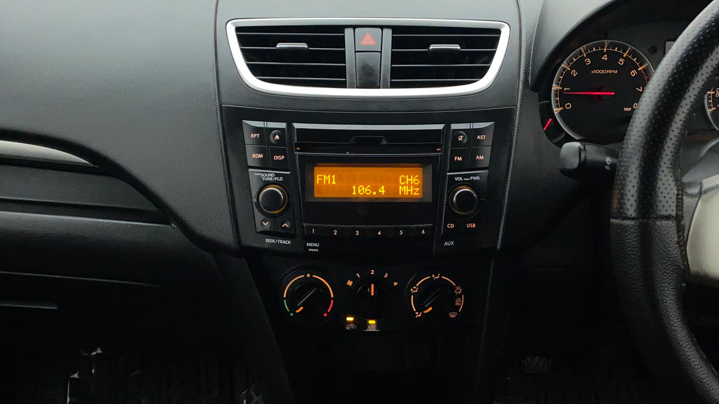 2016 Maruti Swift VXI, Petrol, Manual, 52,583 km, Air Conditioner