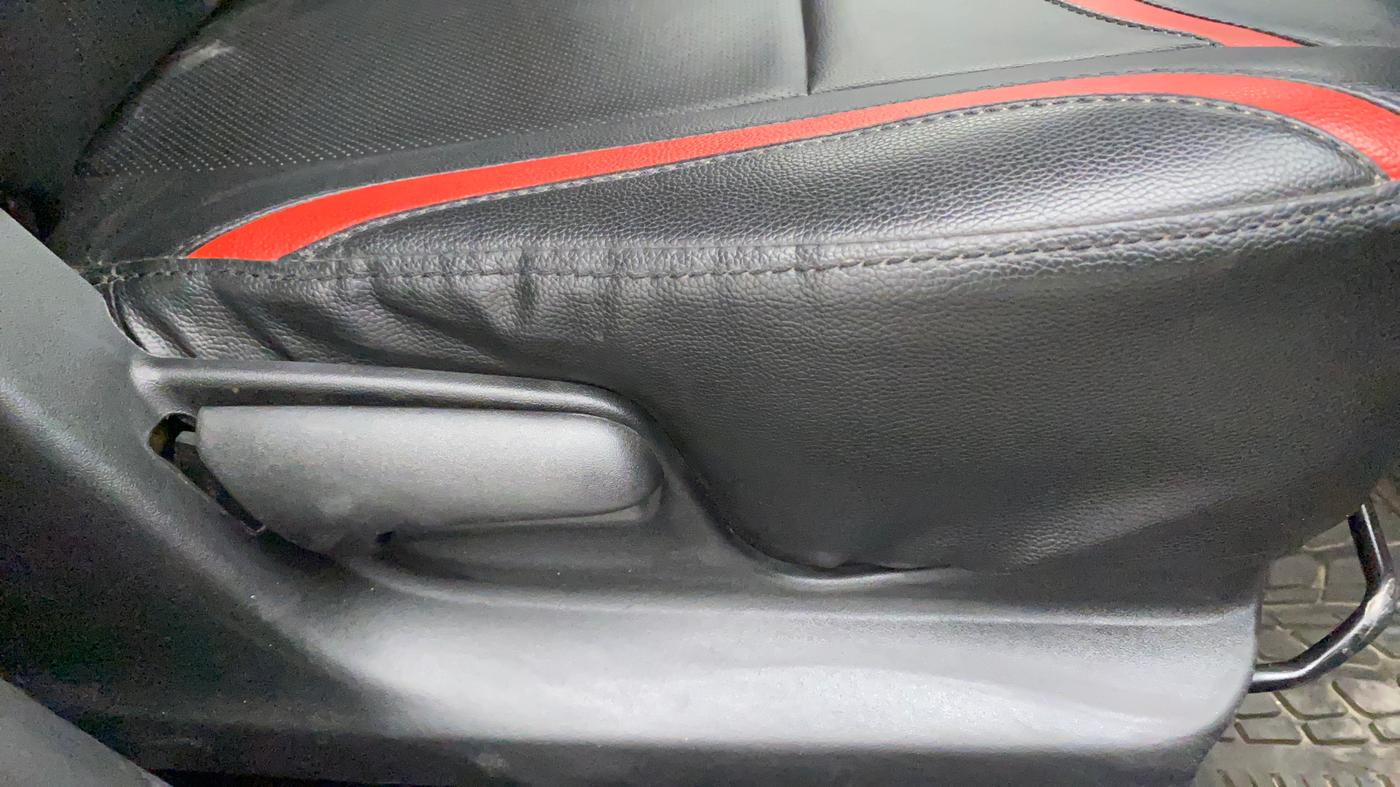 2016 Maruti Swift VXI, Petrol, Manual, 52,583 km, Driver Side Adjustment Panel