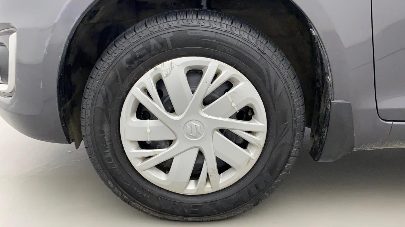 2016 Maruti Swift VXI, Petrol, Manual, 52,583 km, Left Front Wheel