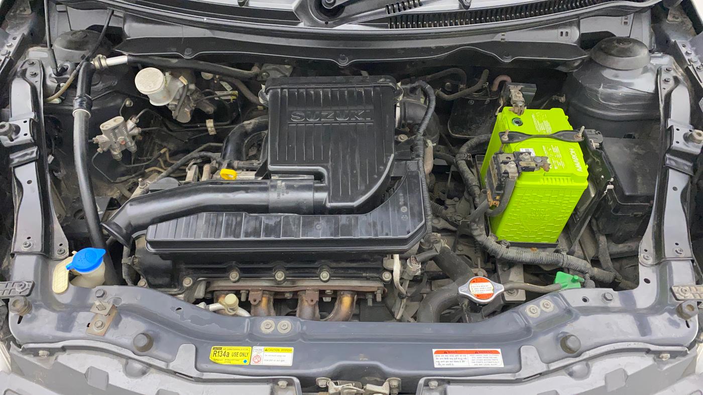 2016 Maruti Swift VXI, Petrol, Manual, 52,583 km, Open Bonet