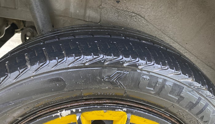 2017 Maruti Wagon R 1.0 VXI, Petrol, Manual, 92,721 km, Right Rear Tyre Tread