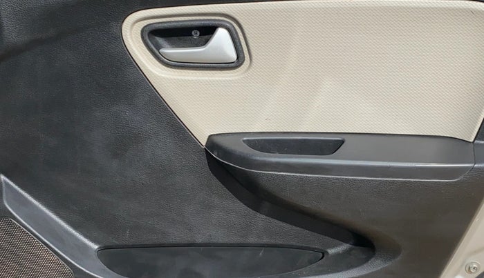 2022 Maruti Alto LXI OPT CNG, CNG, Manual, 1,33,541 km, Driver Side Door Panels Control