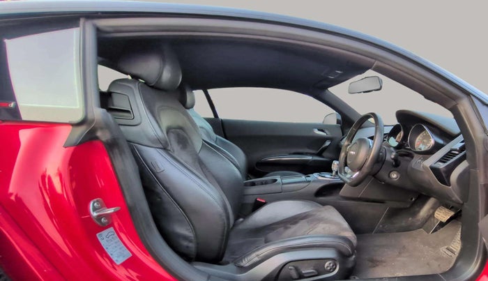 2012 Audi R8 4.2 FSI COUPE, Petrol, Automatic, 22,493 km, Right Side Front Door Cabin