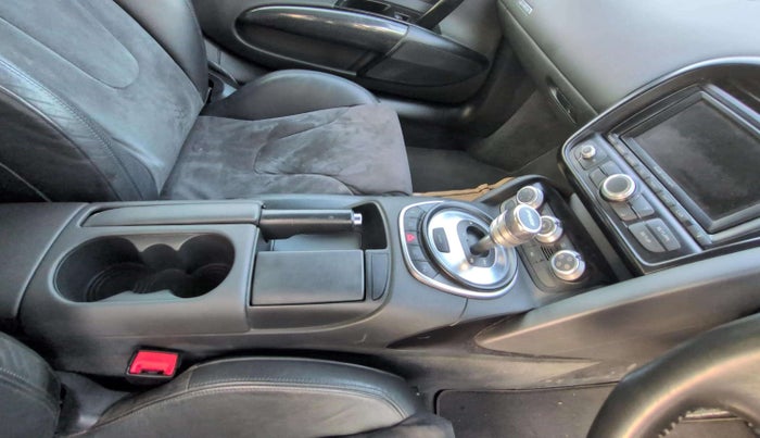 2012 Audi R8 4.2 FSI COUPE, Petrol, Automatic, 22,493 km, Gear Lever