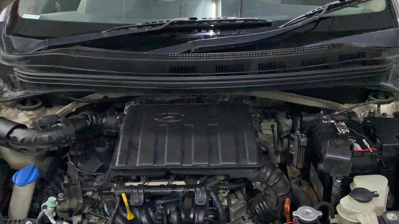 2016 Hyundai Grand i10 ASTA (O) AT 1.2 KAPPA VTVT, Petrol, Automatic, 54,107 km, Engine View