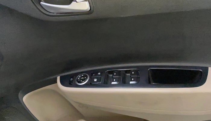 2016 Hyundai Grand i10 ASTA (O) AT 1.2 KAPPA VTVT, Petrol, Automatic, 54,107 km, Driver Side Door Panels Control