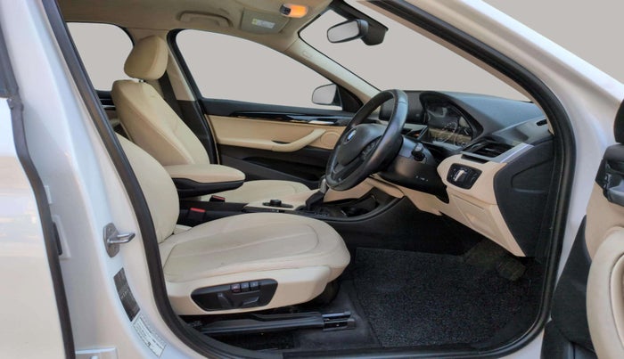 2017 BMW X1 sDrive 20d Expedition, Diesel, Automatic, 48,094 km, Right Side Front Door Cabin