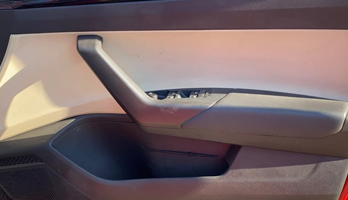 2022 Skoda SLAVIA STYLE 1.0L TSI AT, Petrol, Automatic, 20,469 km, Driver Side Door Panels Control