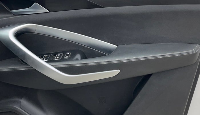 2020 MG HECTOR SHARP 1.5 DCT PETROL, Petrol, Automatic, 59,207 km, Driver Side Door Panels Control