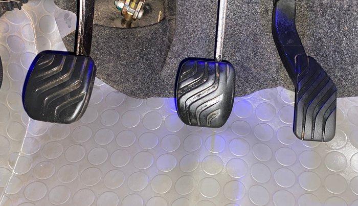 2019 Renault Kwid RXT 1.0, Petrol, Manual, 74,559 km, Pedals