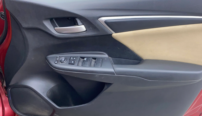 2020 Honda Jazz 1.2L I-VTEC ZX CVT, Petrol, Automatic, 75,881 km, Driver Side Door Panels Control