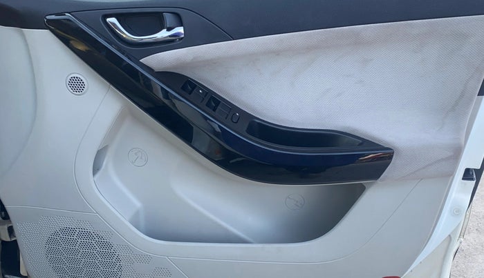 2021 Tata NEXON XZA PLUS PETROL, Petrol, Automatic, 66,326 km, Driver Side Door Panels Control