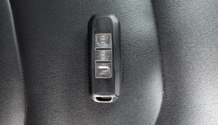 2020 MG HECTOR SHARP 1.5 DCT PETROL DUAL TONE, Petrol, Automatic, 47,197 km, Key Close Up