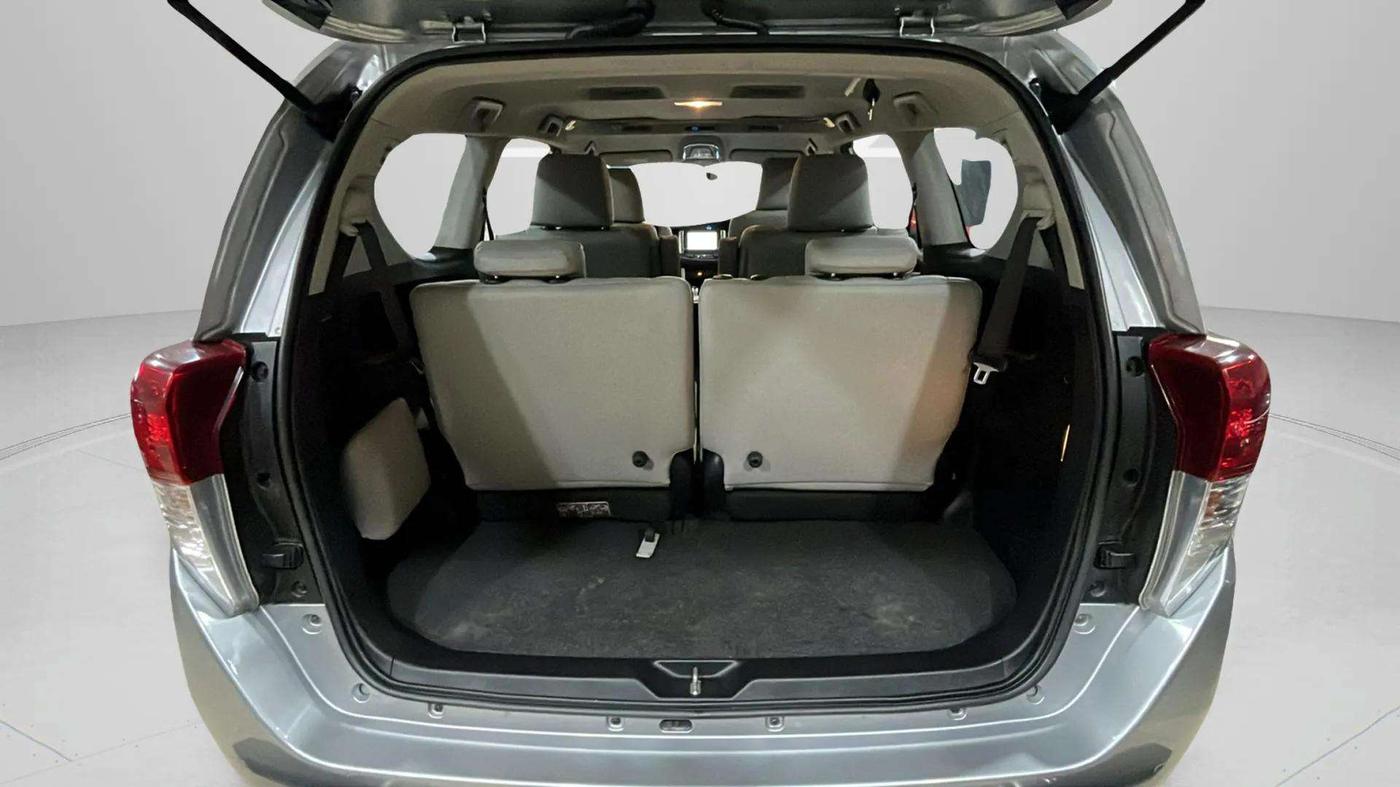 2022 Toyota Innova Crysta 2.7 ZX AT 7 STR, Petrol, Automatic, 26,503 km, Boot Inside