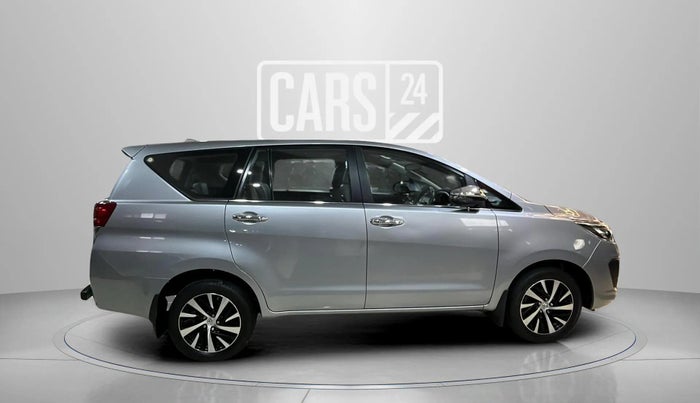 2022 Toyota Innova Crysta 2.7 ZX AT 7 STR, Petrol, Automatic, 26,503 km, Right Side View