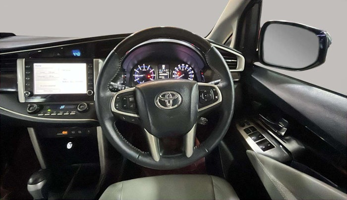 2022 Toyota Innova Crysta 2.7 ZX AT 7 STR, Petrol, Automatic, 26,503 km, Steering Wheel Close Up