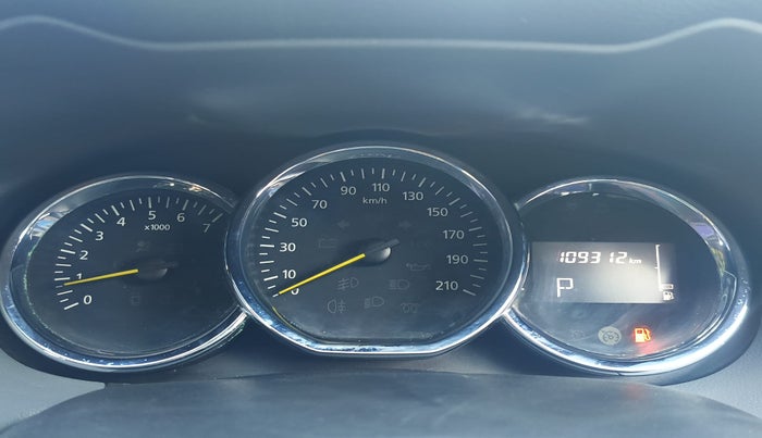 2017 Renault Duster RXS CVT, Petrol, Automatic, 1,09,289 km, Odometer Image