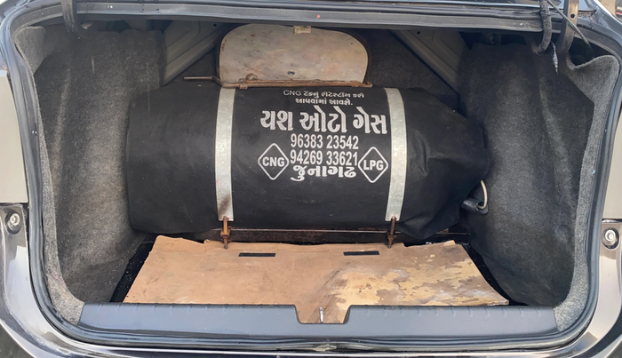 2016 Honda City 1.5L I-VTEC SV, CNG, Manual, 1,48,308 km, Boot Inside