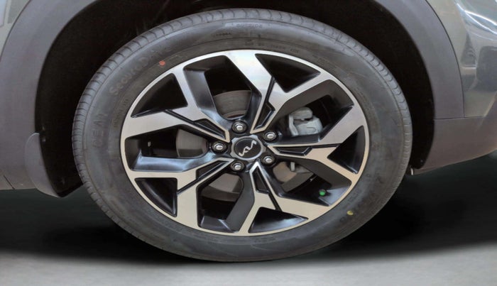 2023 KIA SELTOS  GTX PLUS 1.5 DIESEL AT, Diesel, Automatic, 35,185 km, Right Front Wheel