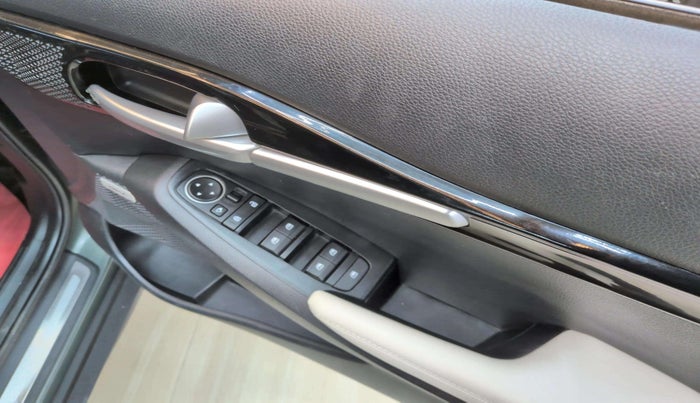 2023 KIA SELTOS  GTX PLUS 1.5 DIESEL AT, Diesel, Automatic, 35,185 km, Driver Side Door Panels Control