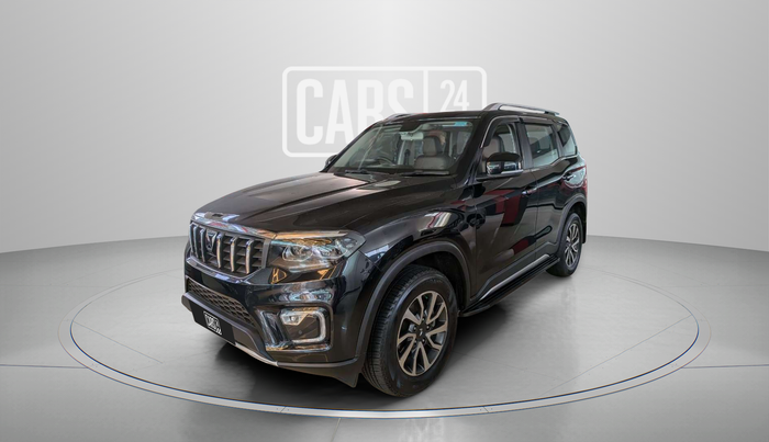 2023 Mahindra SCORPIO-N Z8 L PETROL AT 7 STR, Petrol, Automatic, 8,679 km, Left Front Diagonal