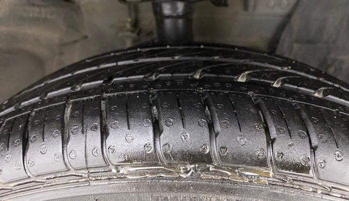 2016 Nissan Micra XV CVT, Petrol, Automatic, 60,226 km, Right Front Tyre Tread