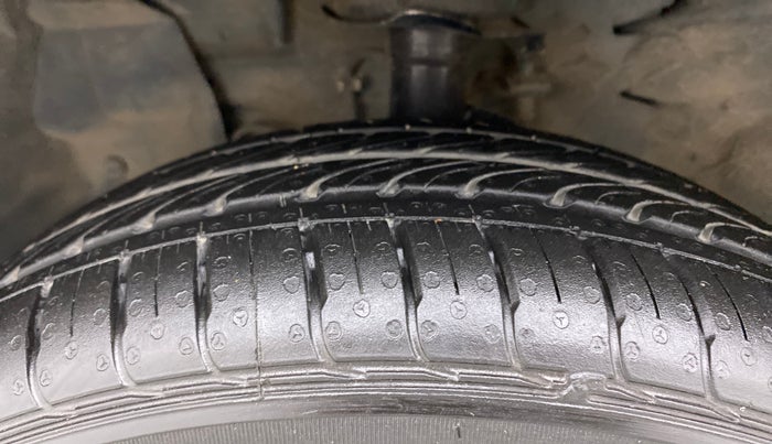 2016 Nissan Micra XV CVT, Petrol, Automatic, 60,226 km, Left Front Tyre Tread