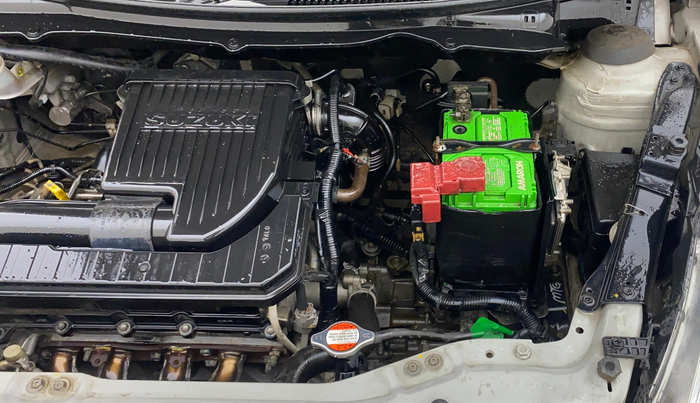 2015 Maruti Swift VXI, Petrol, Manual, 75,966 km, Engine View - Left