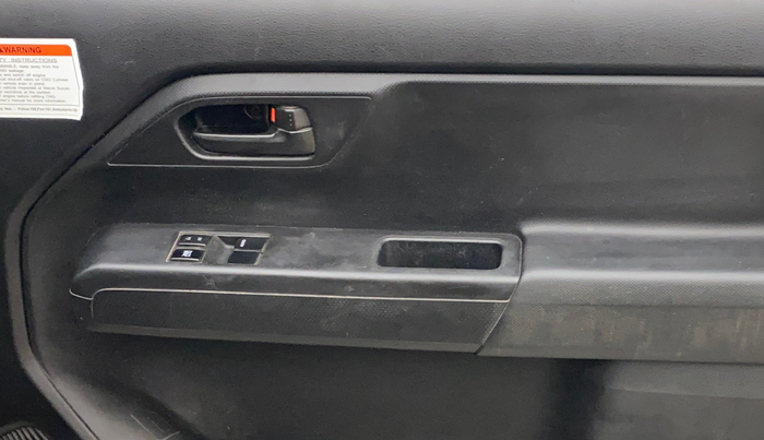 2021 Maruti New Wagon-R LXI CNG (O) 1.0, CNG, Manual, 1,35,962 km, Driver Side Door Panels Control