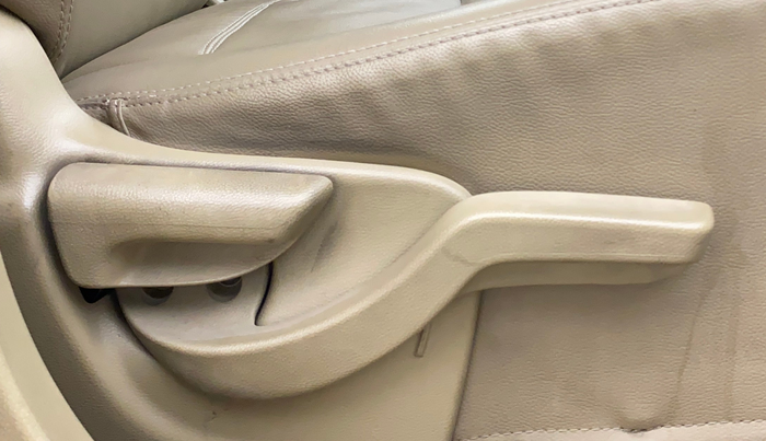 2015 Honda Amaze 1.2L I-VTEC S, Petrol, Manual, 80,306 km, Driver Side Adjustment Panel