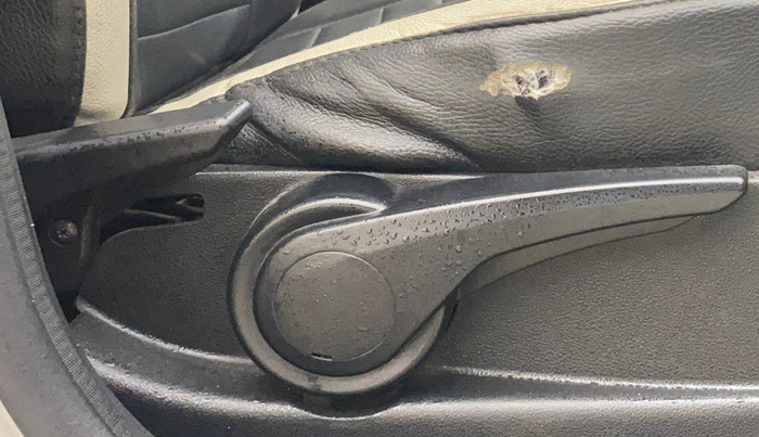 2018 Tata TIGOR XZA PETROL, Petrol, Automatic, 58,989 km, Driver Side Adjustment Panel