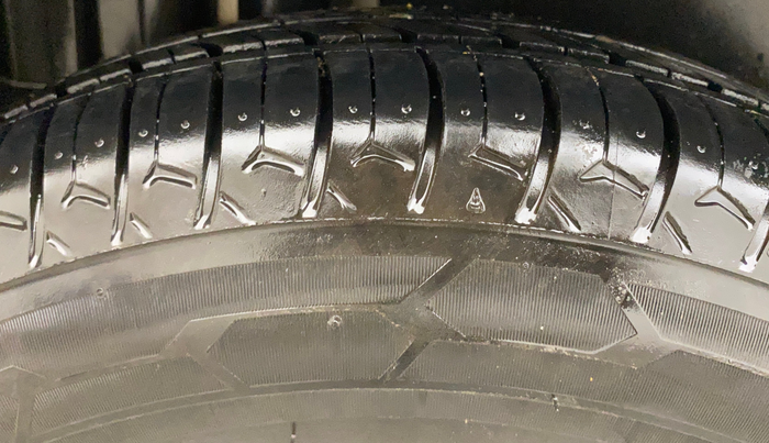 2018 Tata TIGOR XZA PETROL, Petrol, Automatic, 58,989 km, Left Front Tyre Tread