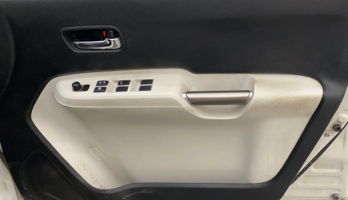 2017 Maruti IGNIS ZETA 1.2, Petrol, Manual, 1,06,680 km, Driver Side Door Panels Control